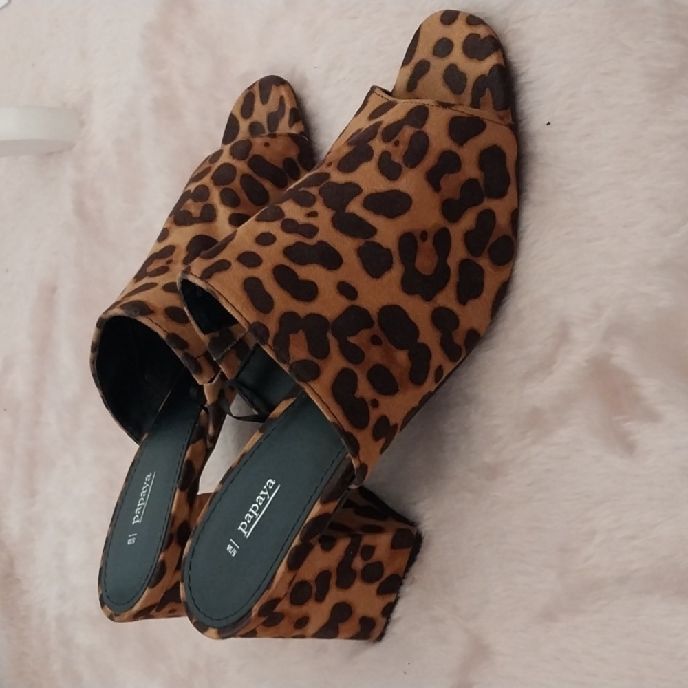 Papaya leopard print open toe block heel slip on mules shoes size 5 - Picture 1 of 7